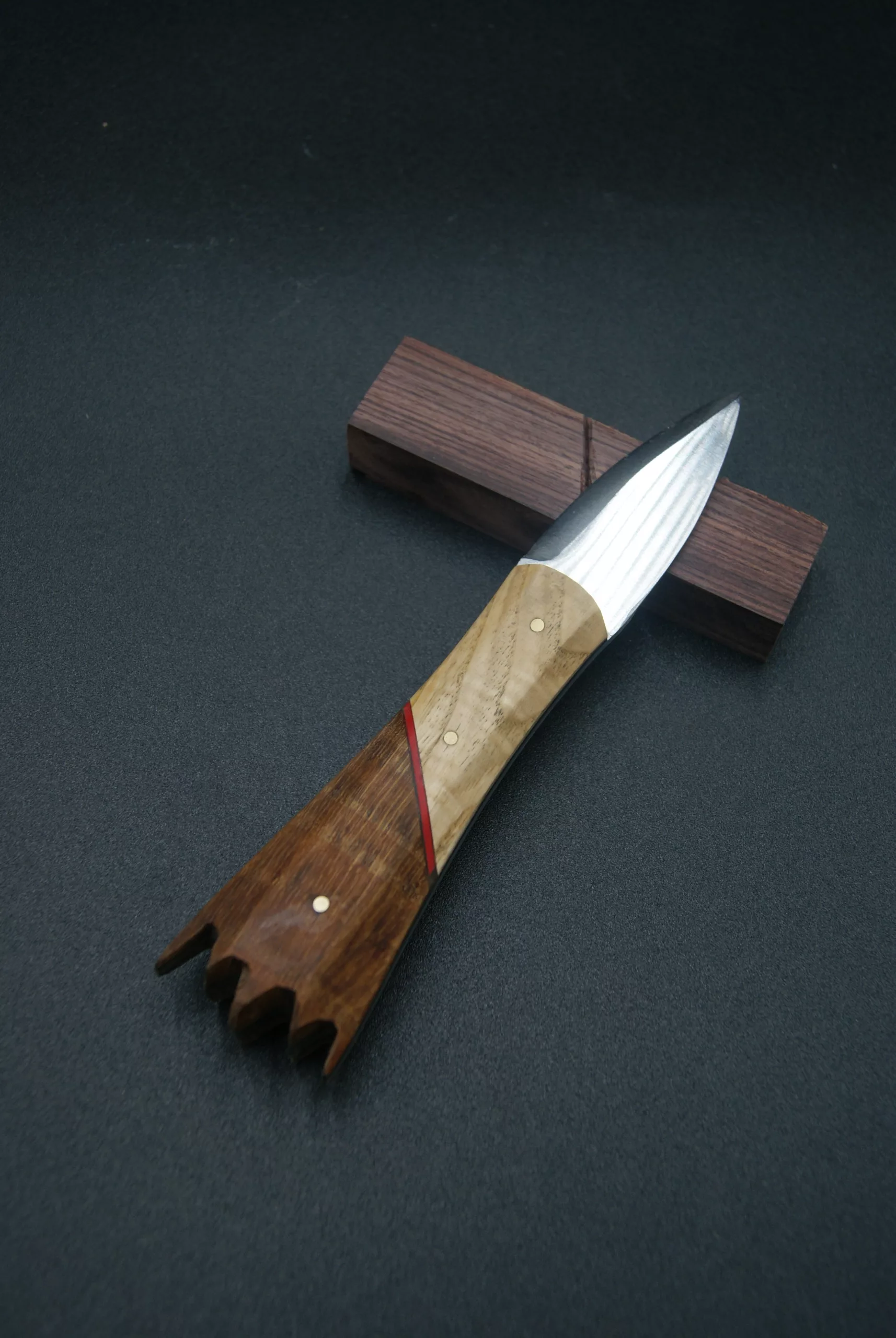 Torr Penn, châtaignier et chêne Les Couteaux du rocher