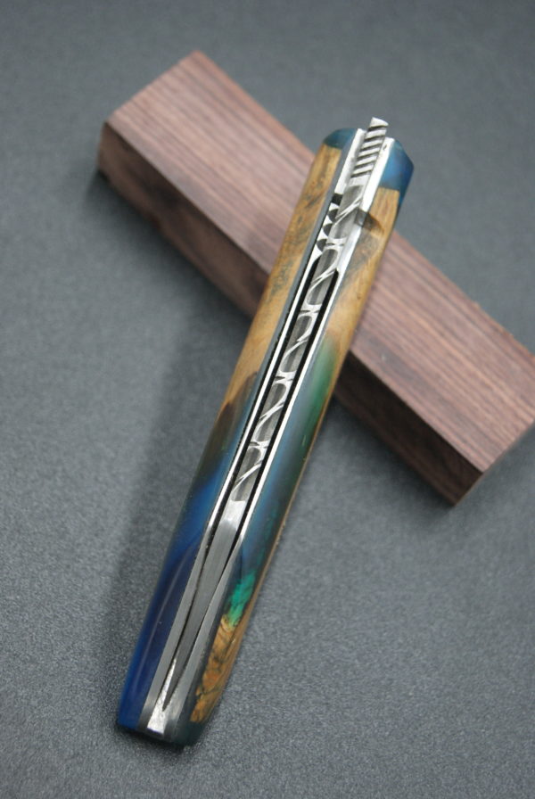 Pliant liner lock VG10 buis et résine