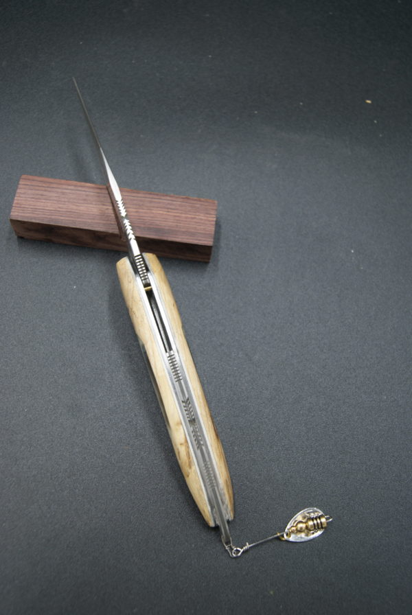 Pliant liner lock geai et buis