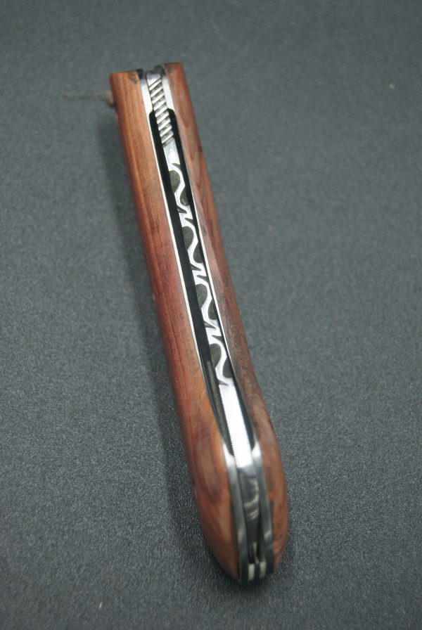 P87-Friction cèdre