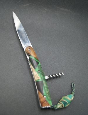 P105-Liner tire bouchon bois et résine verte