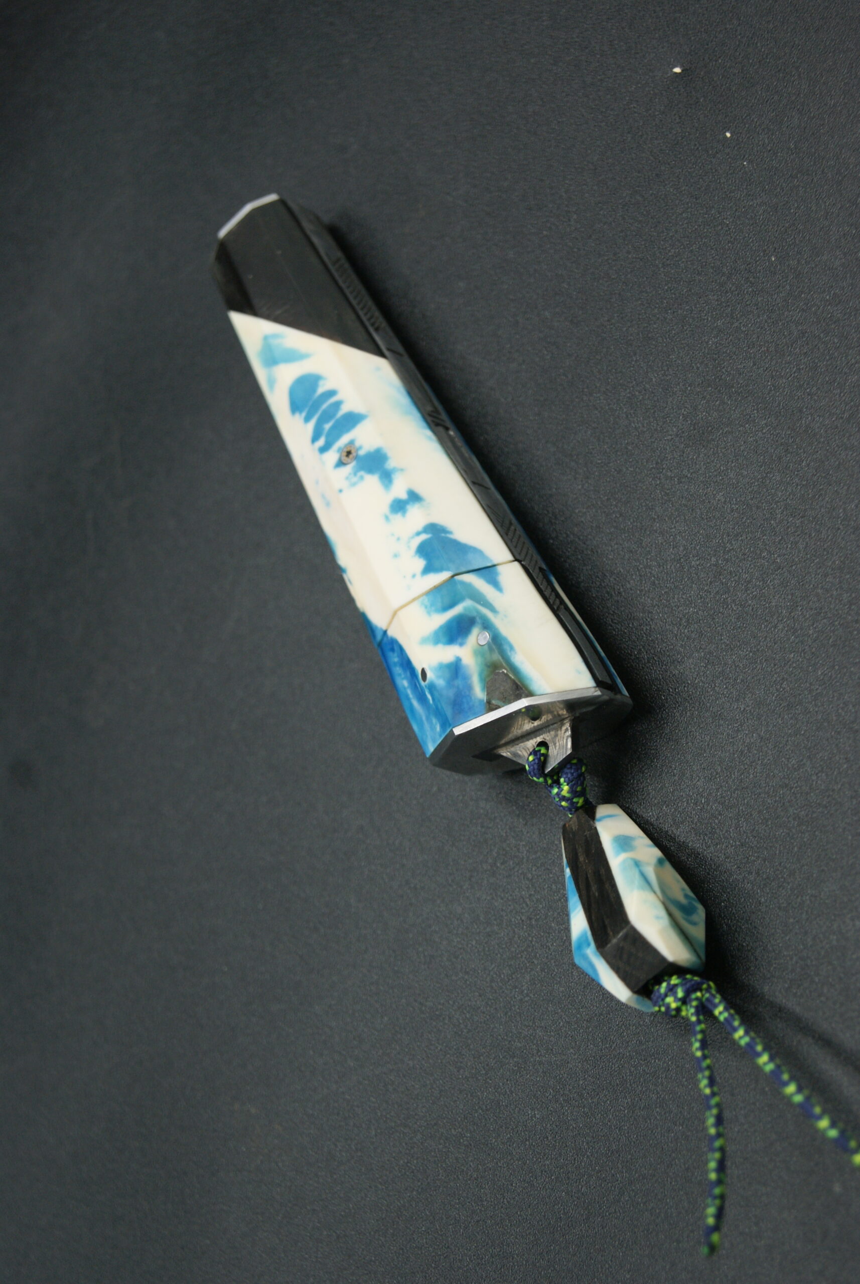 T51-Tonneau hexa phaco bleu