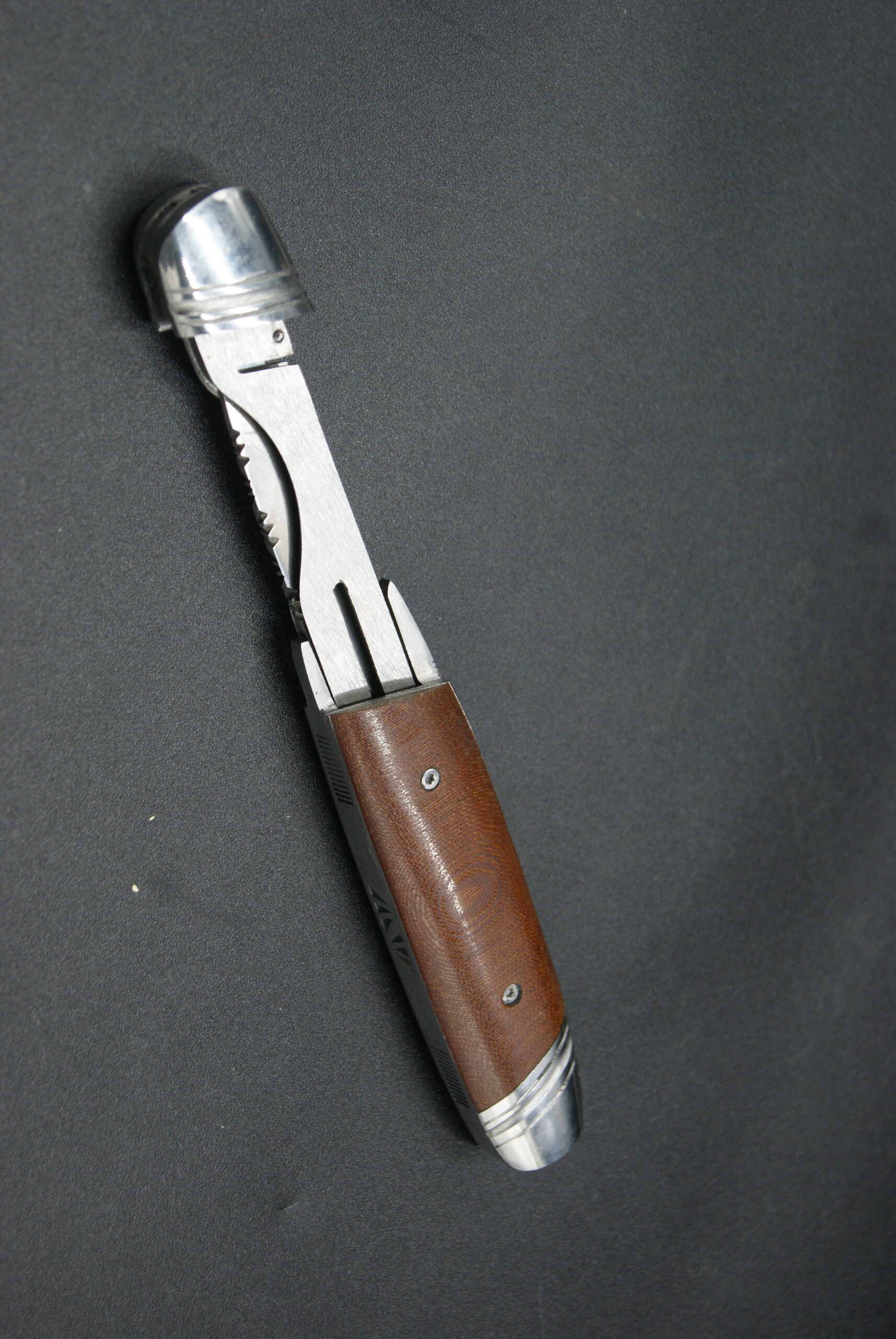T52-Tonneau navette micarta