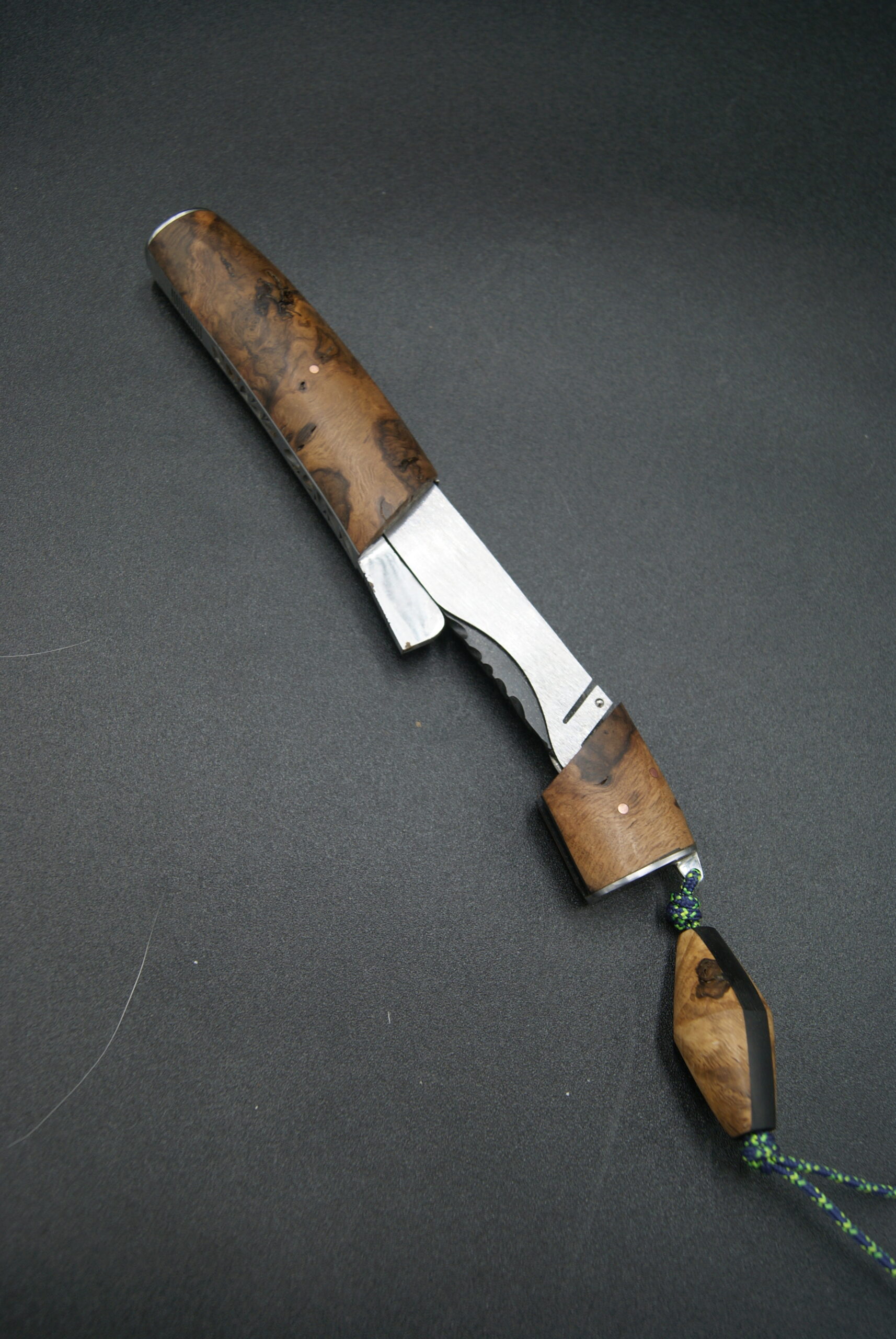 T62-Tonneau Nopaj loupe de chêne